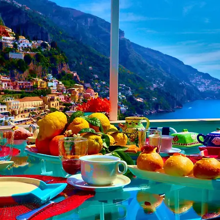 With Sea View ! Willa