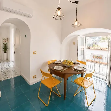 Βίλα With Sea View ! Ποζιτάνο